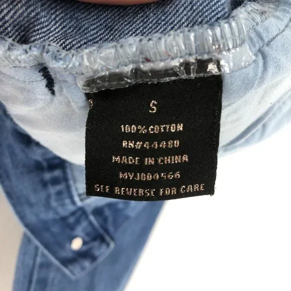 Tinsel Town Women's Small Blue Studded Button Front Denim Jean Jacket Cotton - Picture 8 of 9